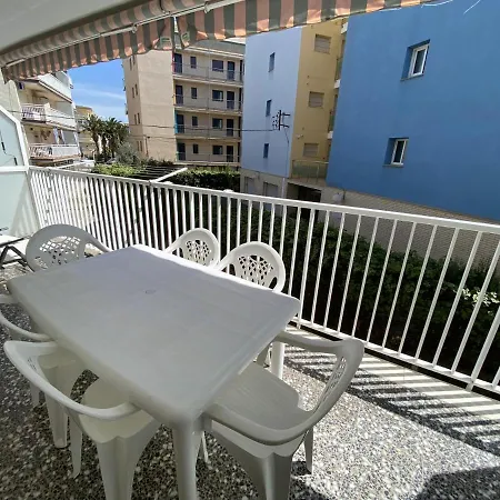 For A Eden Mar Apartment